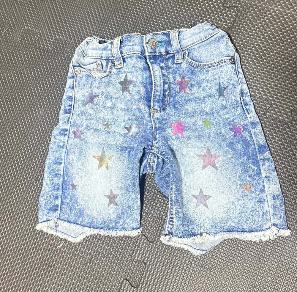 Jordache Girls Size 6 Acid Wash Rainbow Star Print Denim Shorts - Picture 1 of 4